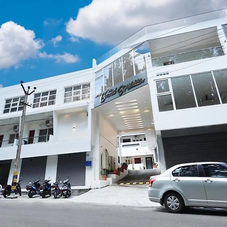 Hotel Grand Square 예르카우드 외부 사진